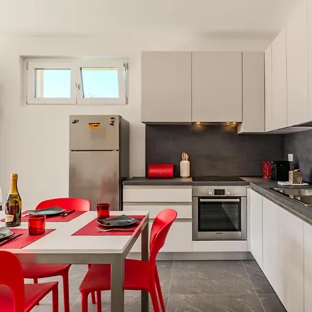 Sunny House By Interhome 아파트 그라베도나