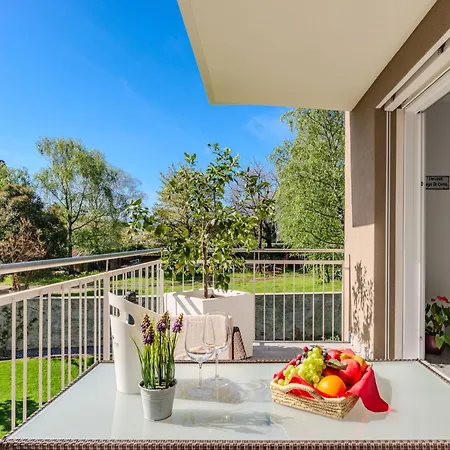 Sunny House By Interhome *