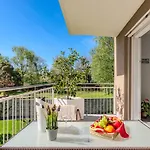 Sunny House By Interhome *
