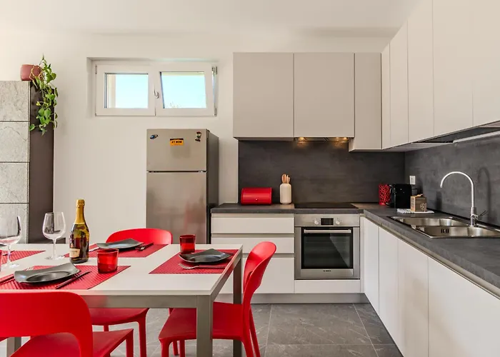Sunny House By Interhome Apartment Gravedona